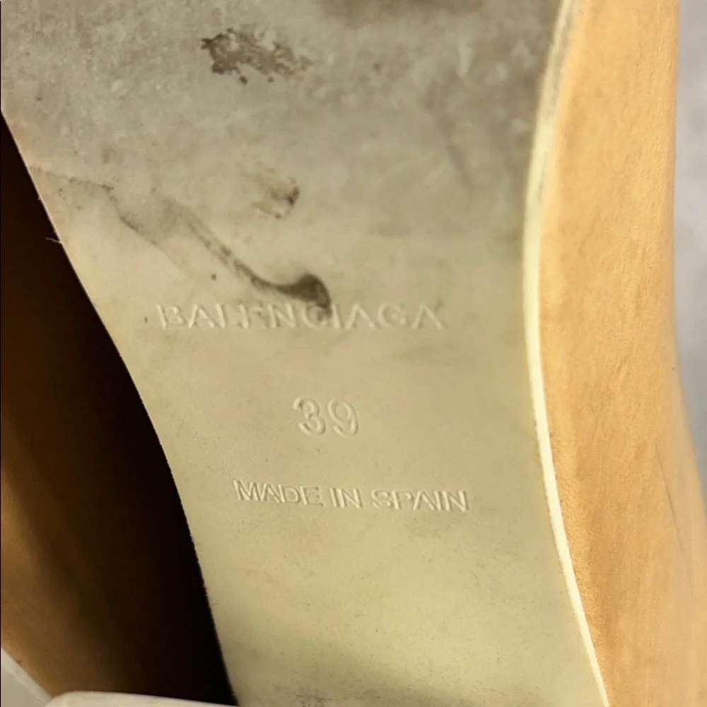 Balenciaga leather platform hidden heeled shoes sling back